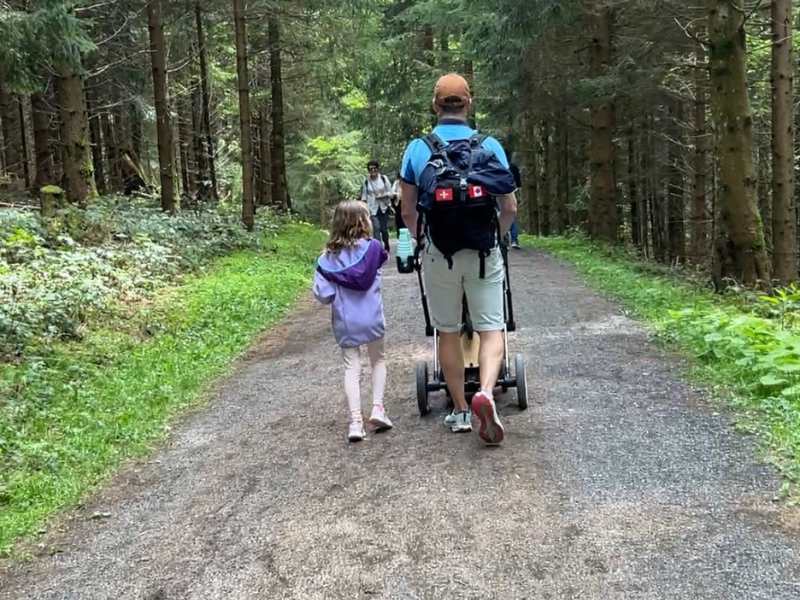 Swiss-Family-Hiking-travel